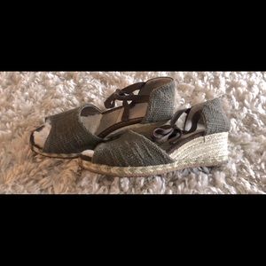 UGG wedge sandals size 8